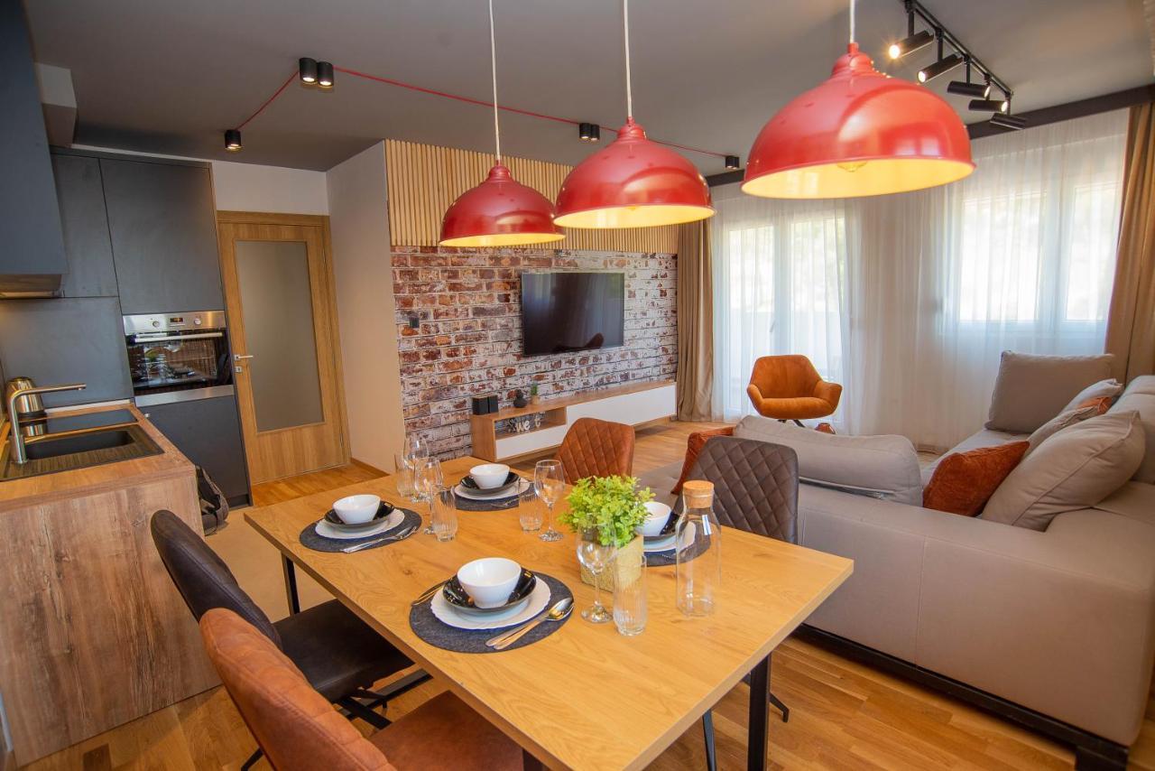 Stylish Two Bedroom Apartment At Ljubovic-Hill Park Podgorica Exterior photo